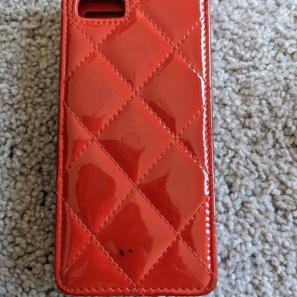 CHANEL Coral Patent Leather 2013-2014 CC Quilted Flap iPhone 5 Case - Picture 3 of 6
